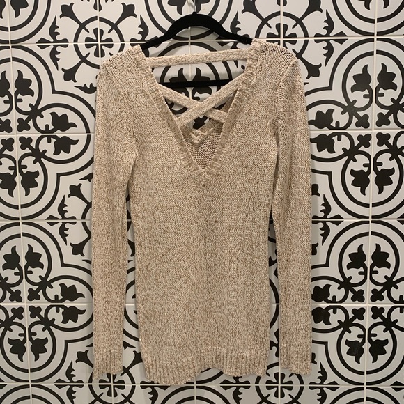 Sparkling Guess “Quinn” Sweater - Picture 3 of 6
